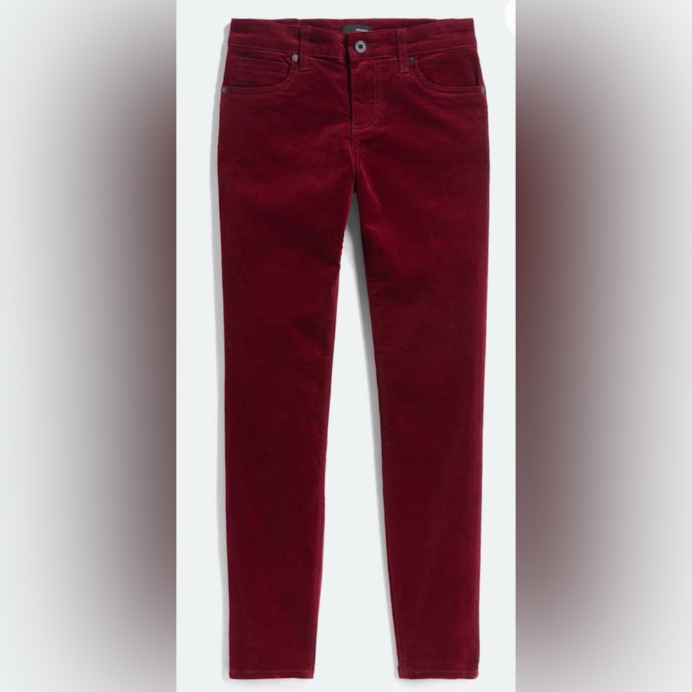 Burgundy Corduroy skinny leg pant